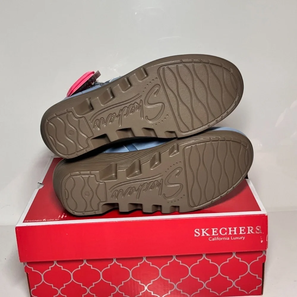 Skechers side zipper